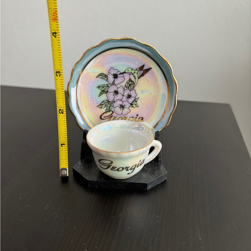 NWT: Mini Georgia tea cup and saucer with stand